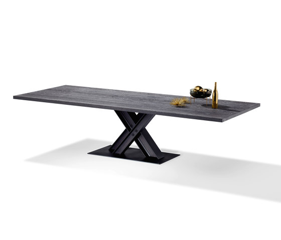 Victor Dining Table of Wood | 1470 | Tavoli pranzo | DRAENERT