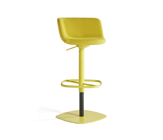 Xoko | Central column | Bar stools | AKABA