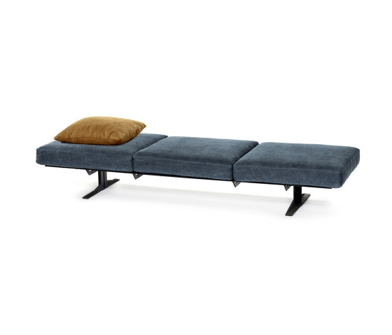 Volo Day Bed | Panche | Serax