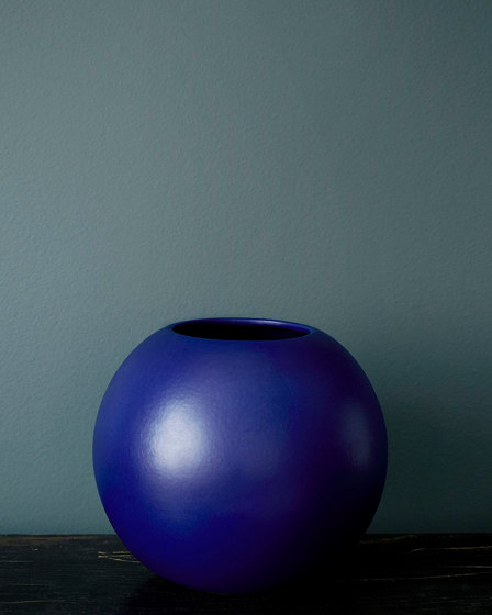 Ceramic Vases | Circular | Vasen | File Under Pop