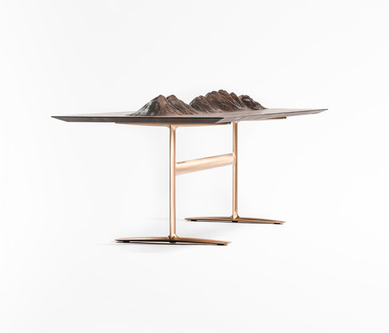 A Table With Mountains | Esstische | Time & Style