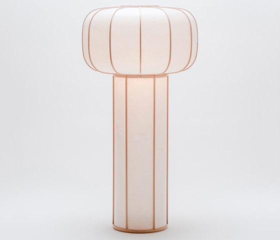 Kiku no Hana | Lámparas de pie | Time & Style