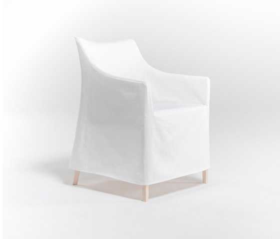 Leonardo dressed arm chair | Sillas | Time & Style