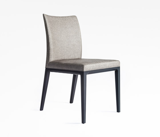 Leonardo seamless chair | Chaises | Time & Style