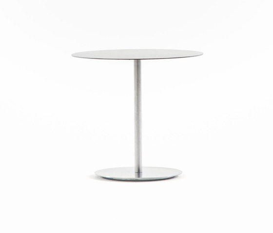 Pe | Bistro tables | Time & Style
