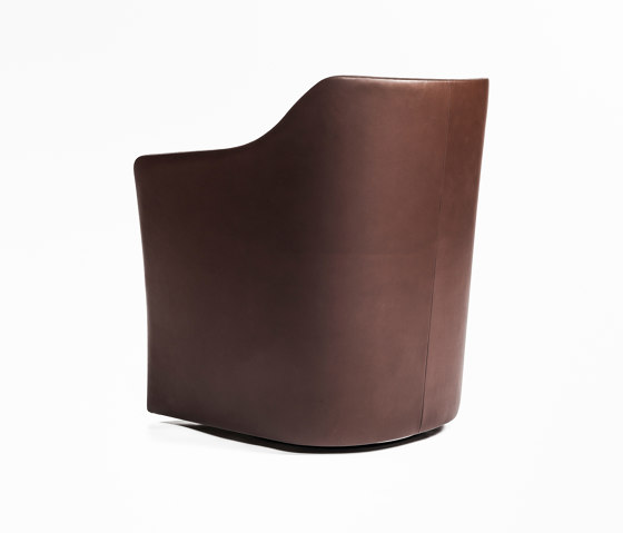 Sting low upholstered chair | Sedie | Time & Style