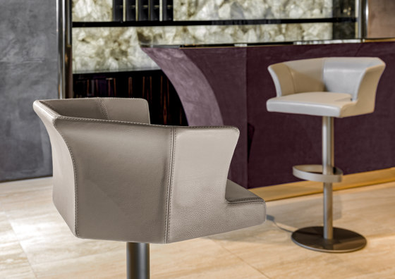 Delon | Bar stools | Longhi S.p.a.