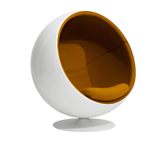 Ball chair, upholstery: Orange EA 03 | Poltrone | Eero Aarnio Originals