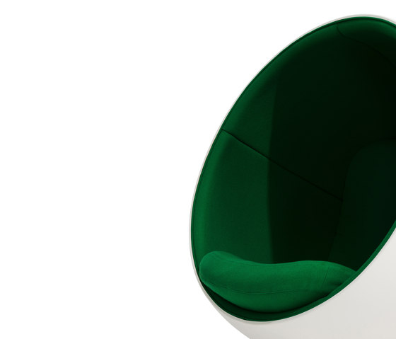 Ball chair, upholstery: Dark Green EA06 | Armchairs | Eero Aarnio Originals