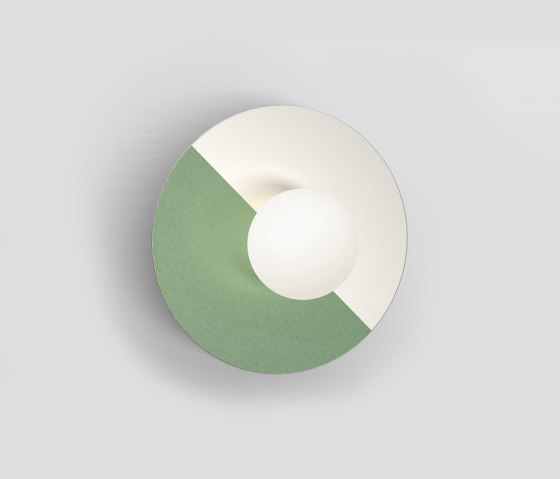 Disc and sphere revisited 460OL-W01 | Lampade parete | Atelier Areti