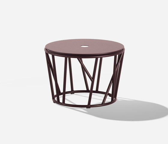 Wild Small table | Mesas auxiliares | Fast