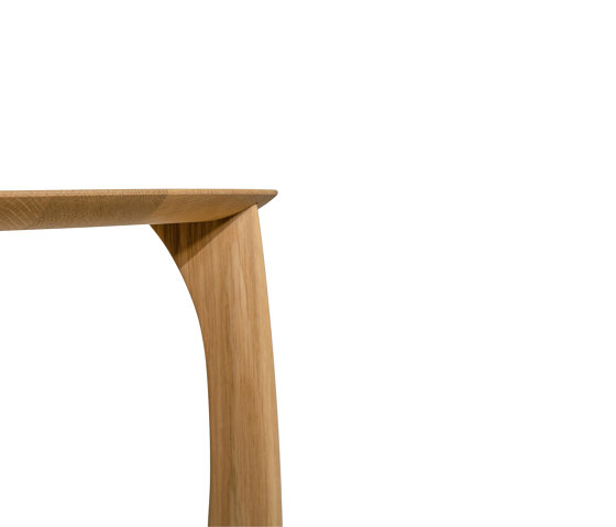 Lili lounge table | Ø90 oiled oak | Tables basses | møbel copenhagen
