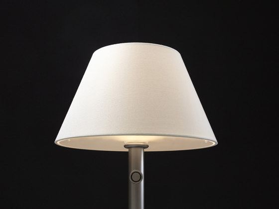 Zip.ico table lamp | Luminaires de table | Promemoria