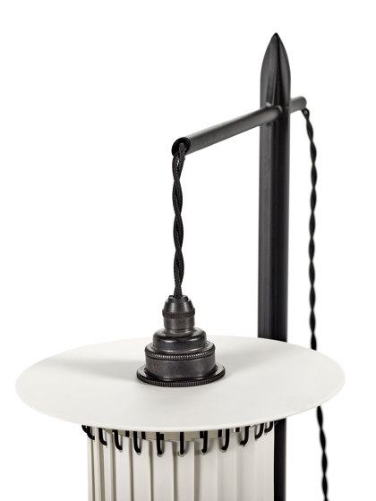 Ann Demeulemeester Olga 4 Table Lamp | Lámparas de sobremesa | Serax