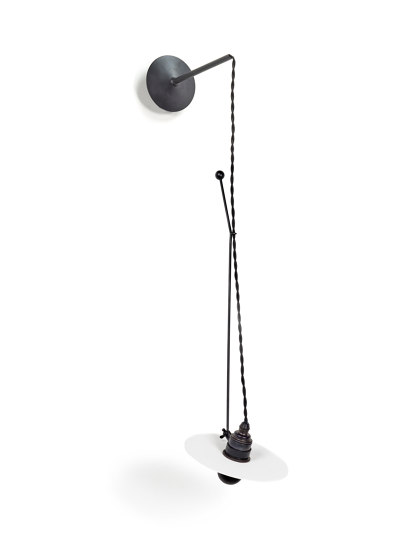 Ann Demeulemeester Luna S3 Wall Lamp | Lámparas de pared | Serax