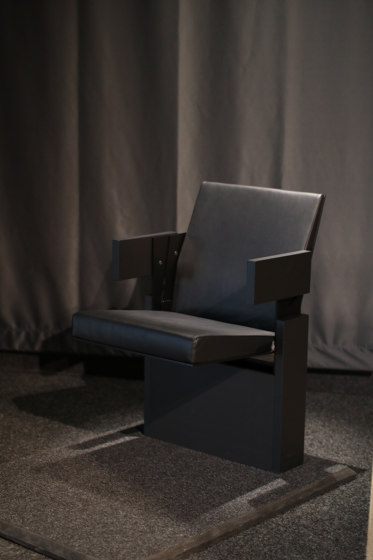 Mono Chair | Auditorium seating | Hamari