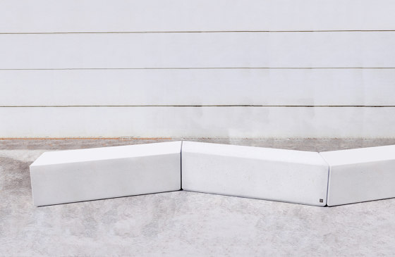 Box to Box | Box VL Bench | Benches | Sit