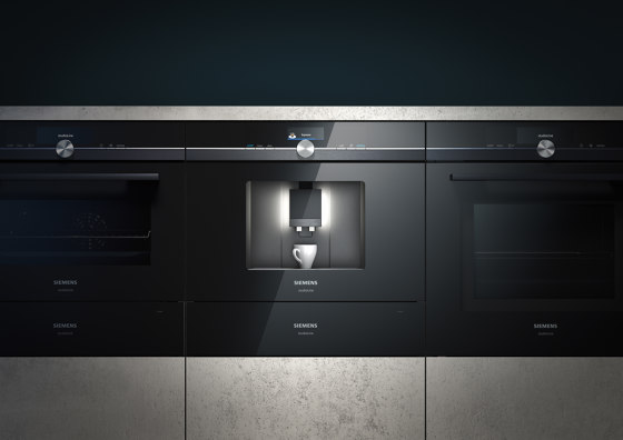iQ700, Cafetera totalmente integrable, Negro | Máquinas de café | Siemens Home Appliances