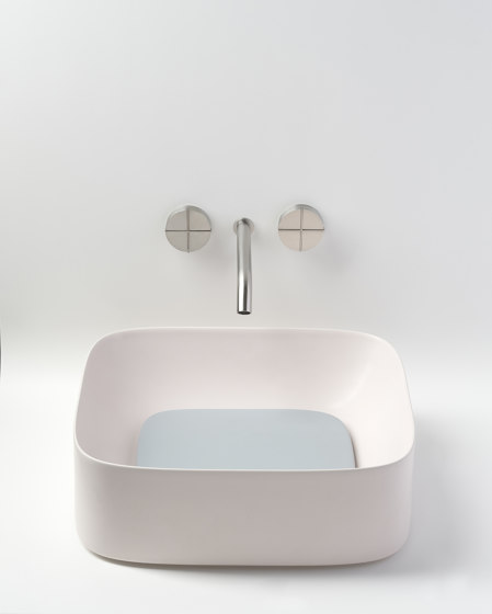 Acquerello Sink | 43 x 38  h15 | Wash basins | Valdama