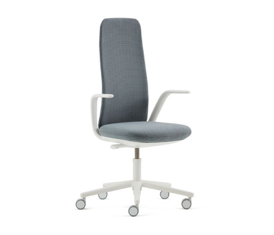 Nia | Office chairs | Haworth