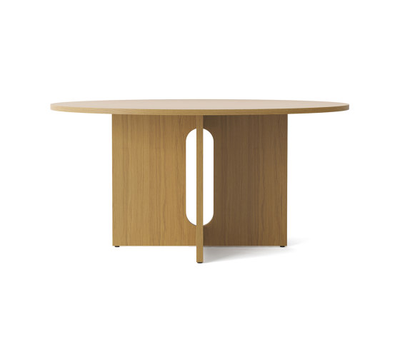 Androgyn Dining Table, Ø150, Natural oak | Mesas comedor | Audo Copenhagen