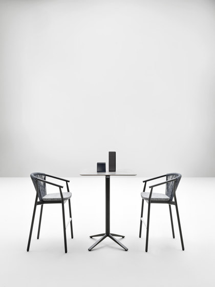 Smart bar stool | Bar stools | Varaschin