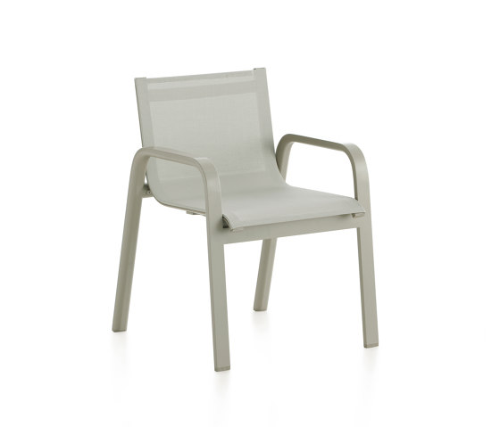 Stack Armlehnstuhl | Stühle | GANDIABLASCO