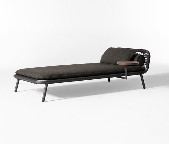 Noa Open Air lounge bed | Sonnenliegen / Liegestühle | Meridiani