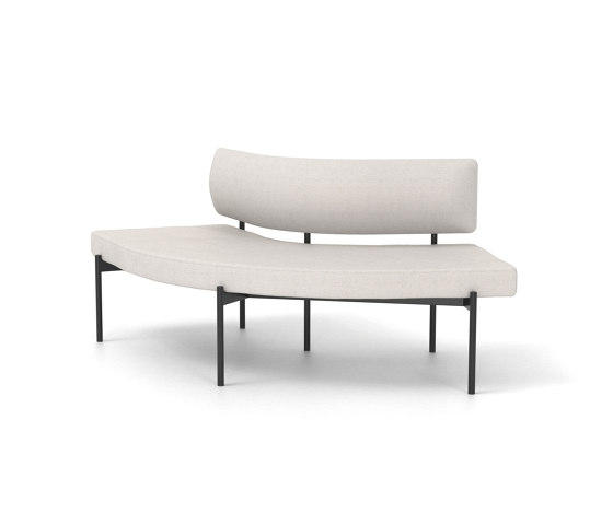 Crescent, 72˚ Mid-back curved bench | Sitzbänke | Derlot