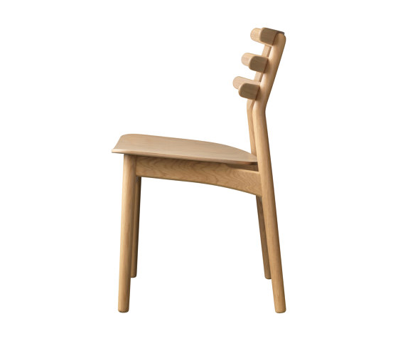 J48 Chair by Poul M. Volther | Sillas | FDB Møbler