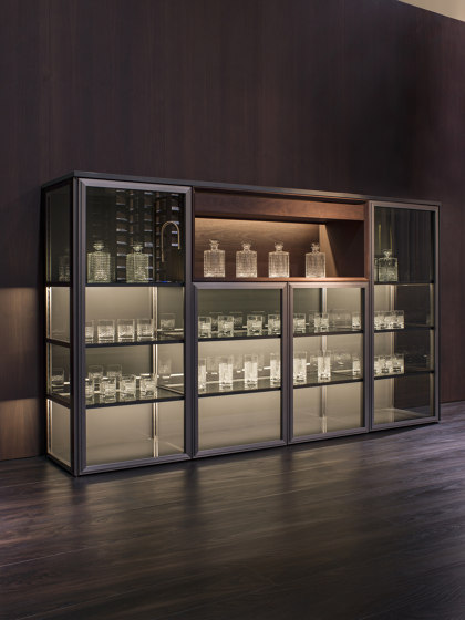 Gradoni | Display cabinets | SCIC