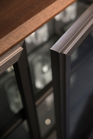 Gradoni | Display cabinets | SCIC