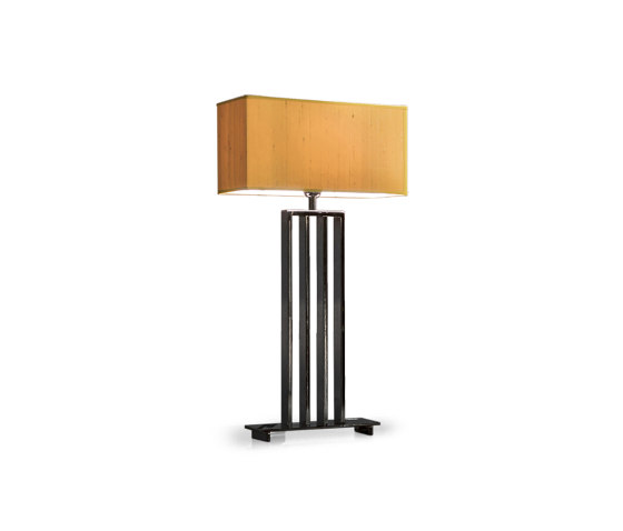 Perfect Time | Small table lamp | Luminaires de table | MALERBA