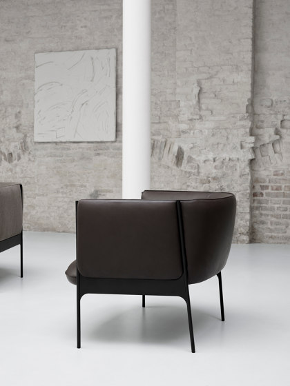 Sepal Lounge chair | Sillones | Wendelbo