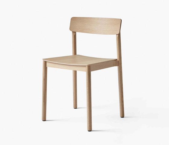 Betty TK2 Oak | Chairs | &TRADITION