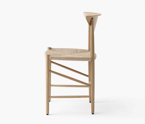 Drawn HM3 Oiled Oak | Chairs | &TRADITION