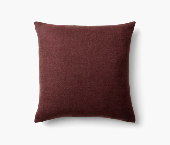 &Tradition Collect | Heavy Linen Cushion SC29 Burgundy | Cushions | &TRADITION