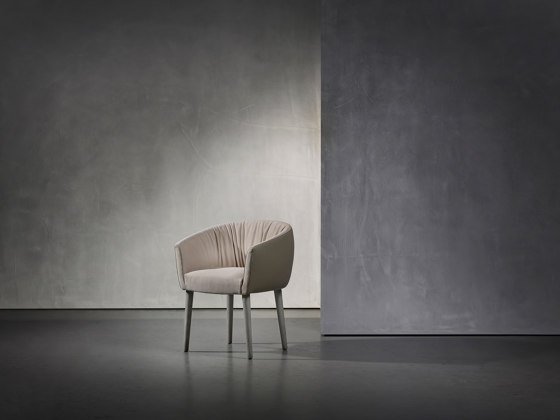CARA Dining Chair | Sillas | Piet Boon