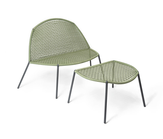 Bloom Lounge Chair with footrest | Armchairs | Fischer Möbel