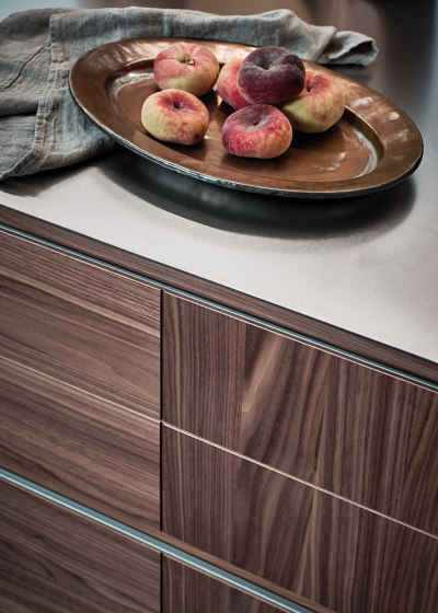 Intarsio | Time bridge | Fitted kitchens | Cesar