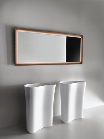 Mirrors with wooden frame | Miroirs de bain | Falper