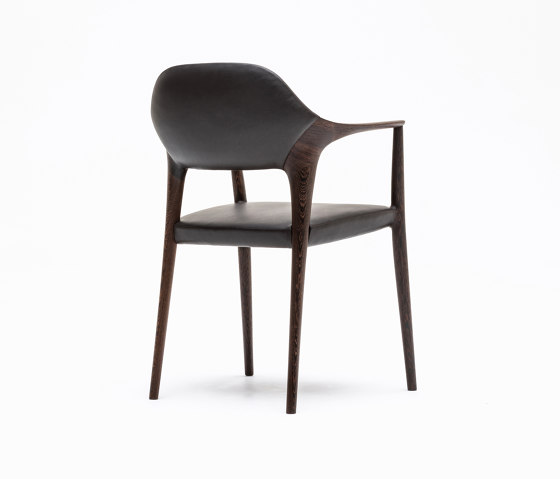 Dining chair, long arm | Chairs | Kunst by Karimoku