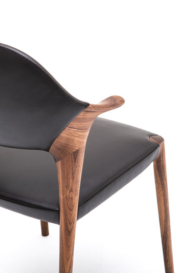 Dining chair, short arm | Stühle | Kunst by Karimoku