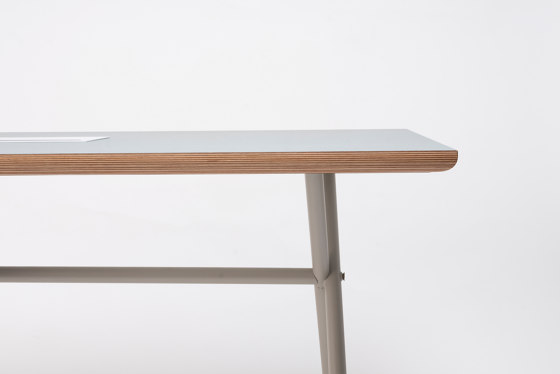 Bai Desk | Desks | ONDARRETA