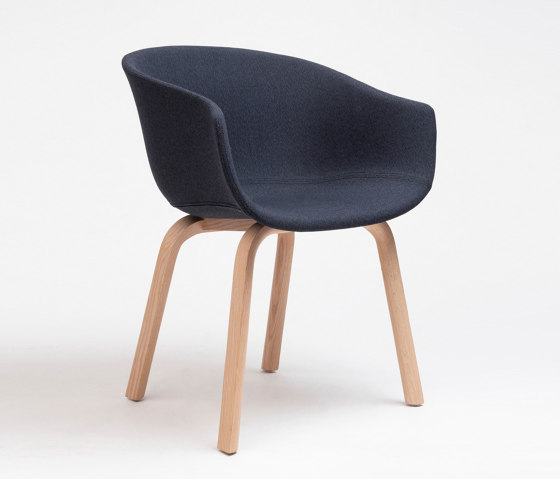 Bai Wood Chair | Stühle | ONDARRETA