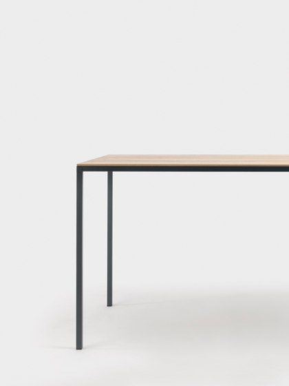 Dry High Table | Standing tables | ONDARRETA