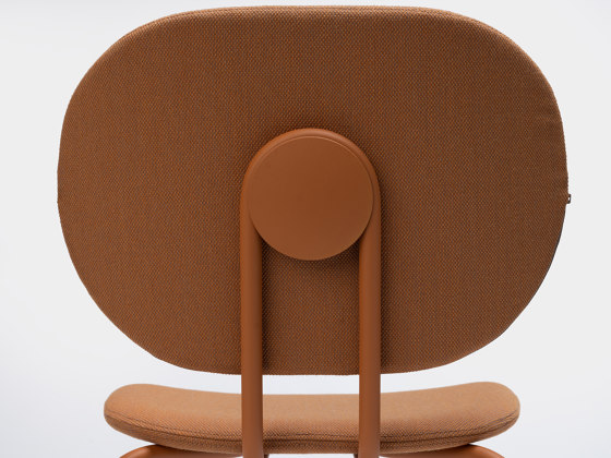 Hari Chair | Stühle | ONDARRETA