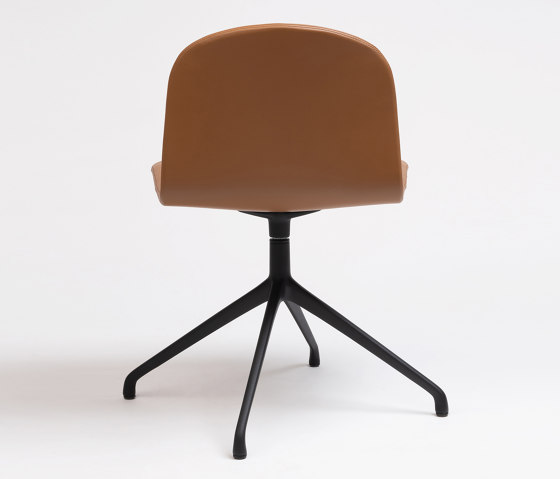Bob XL Swivel | Chairs | ONDARRETA