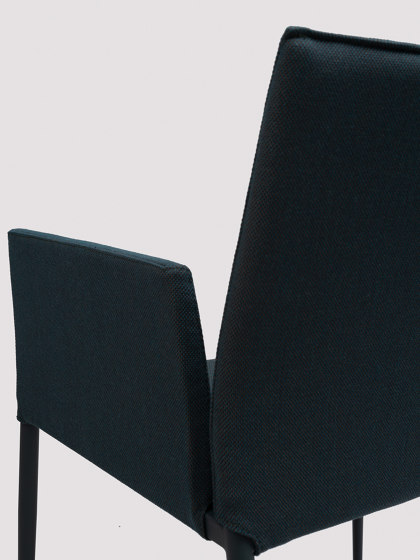Moka XL Armchair | Chairs | ONDARRETA