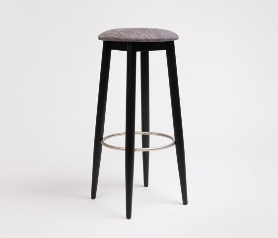Oto Stool H75 | Bar stools | ONDARRETA